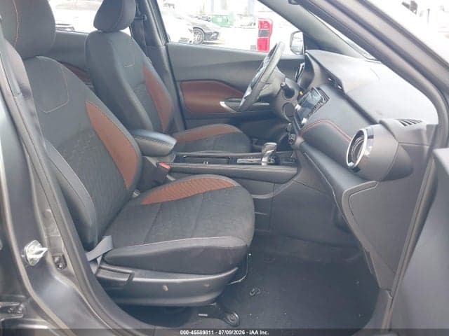 2021 NISSAN KICKS SR XTRONIC CVT 5
