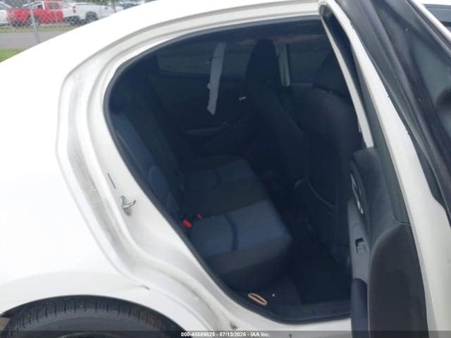 2017 TOYOTA YARIS IA 8
