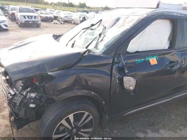 2019 NISSAN KICKS SR 6