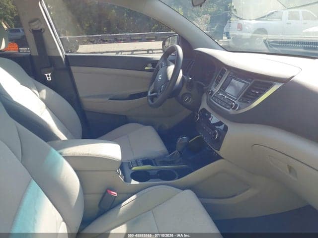 2018 HYUNDAI TUCSON SE 5