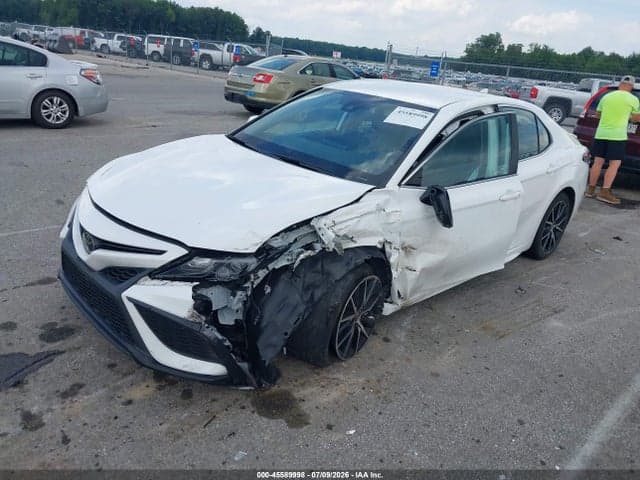 2023 TOYOTA CAMRY SE 2