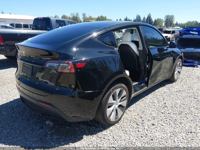 2022 TESLA MODEL Y LONG RANGE DUAL MOTOR ALL-WHEEL DRIVE 4