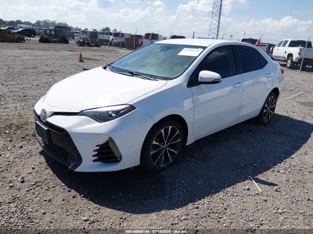 2017 TOYOTA COROLLA SE 2