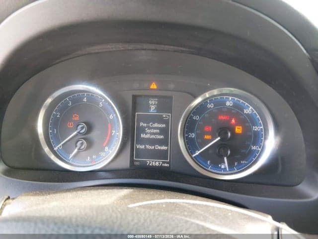 2017 TOYOTA COROLLA SE 7