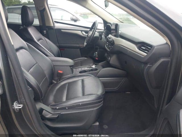 2020 FORD ESCAPE SEL 5