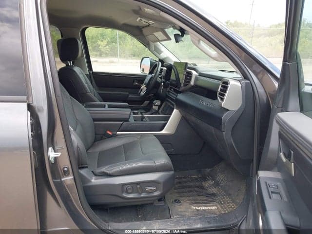 2023 TOYOTA TUNDRA SR5 5
