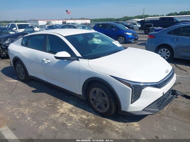 2026 KIA K4 LX 1