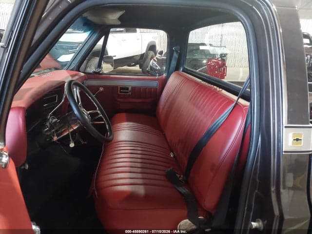 1985 CHEVROLET C30 6