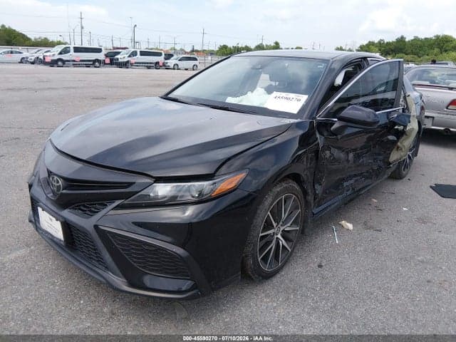 2021 TOYOTA CAMRY SE 2