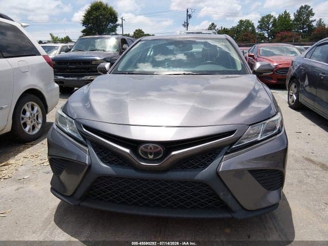 2019 TOYOTA CAMRY SE 12