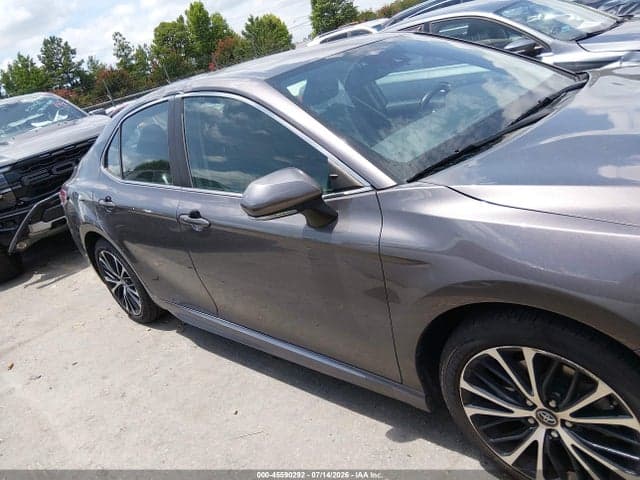 2019 TOYOTA CAMRY SE 13