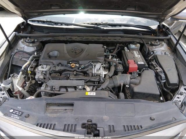 2019 TOYOTA CAMRY SE 10