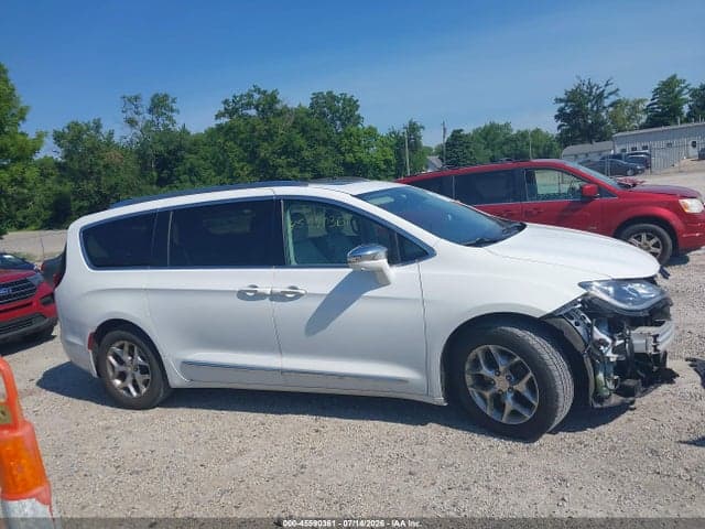 2018 CHRYSLER PACIFICA LIMITED 14