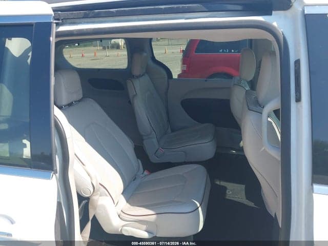 2018 CHRYSLER PACIFICA LIMITED 8