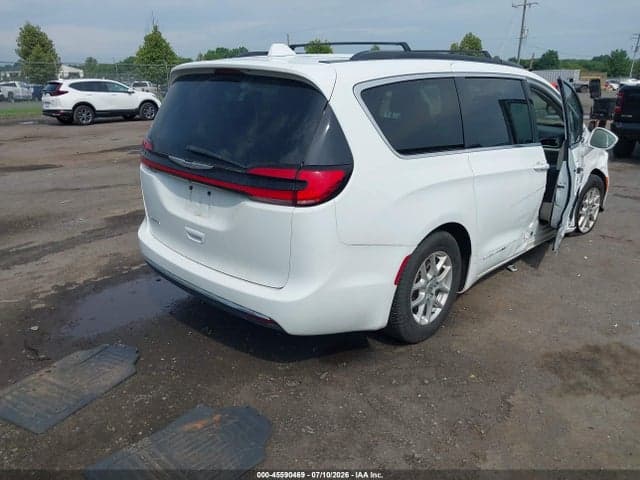 2022 CHRYSLER PACIFICA TOURING L 4