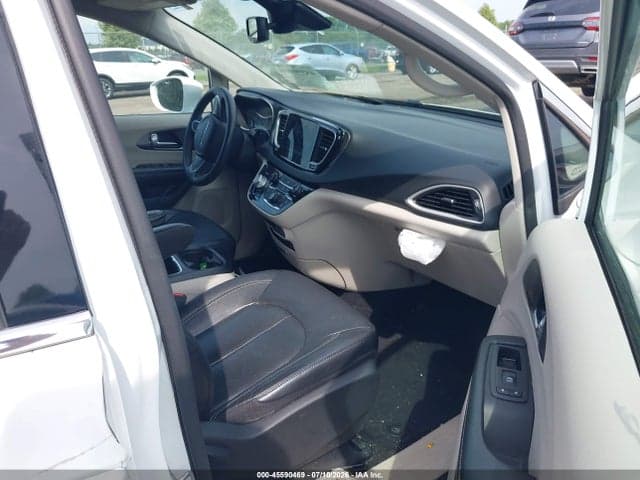 2022 CHRYSLER PACIFICA TOURING L 5