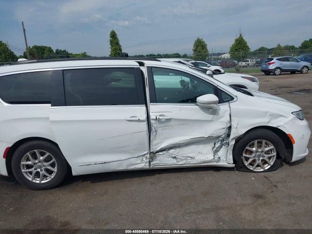 2022 CHRYSLER PACIFICA TOURING L 6
