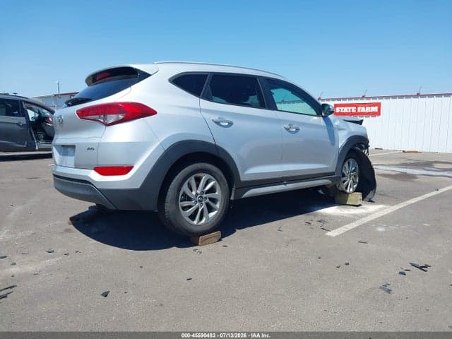 2017 HYUNDAI TUCSON SE PLUS 4