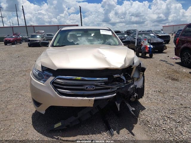 2018 FORD TAURUS SE 11