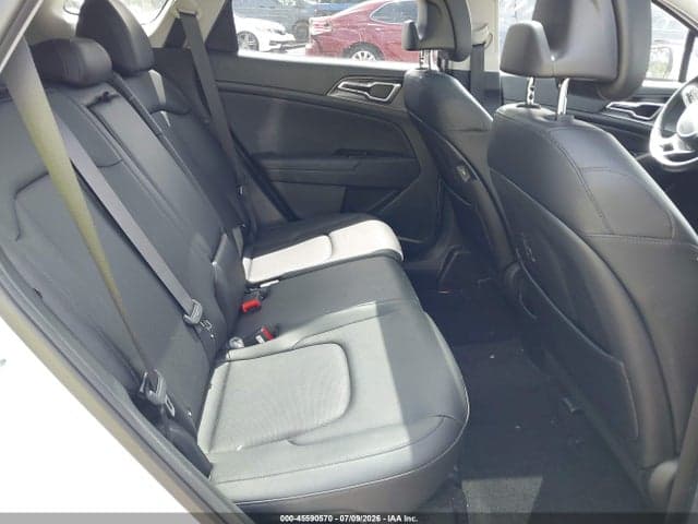 2025 KIA SPORTAGE EX 8