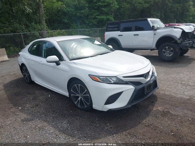 2020 TOYOTA CAMRY SE - 1