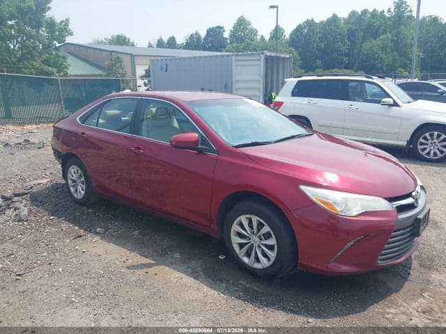 2017 TOYOTA CAMRY LE - 1