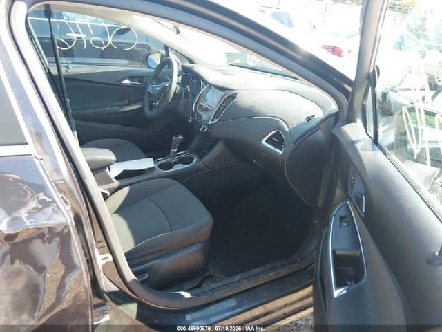 2017 CHEVROLET CRUZE LT AUTO 5