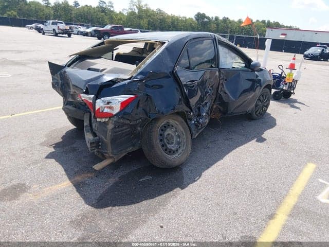 2018 TOYOTA COROLLA LE 4