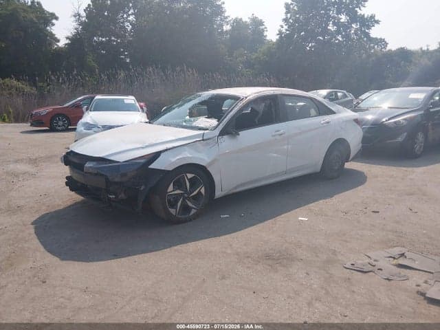 2023 HYUNDAI ELANTRA SEL 2