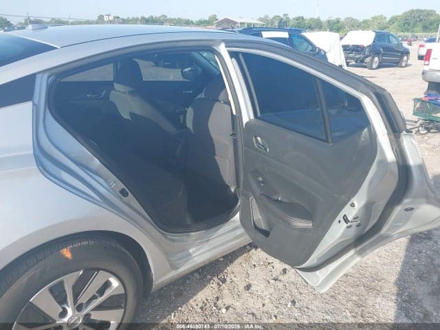 2019 NISSAN ALTIMA 2.5 S 8
