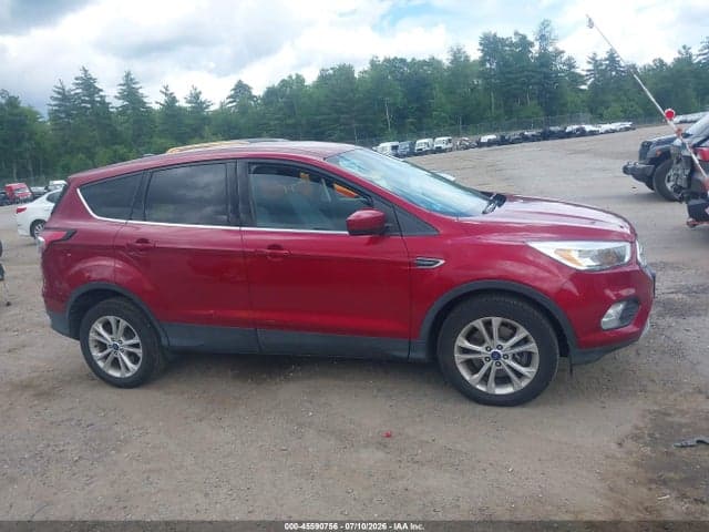 2017 FORD ESCAPE SE 14