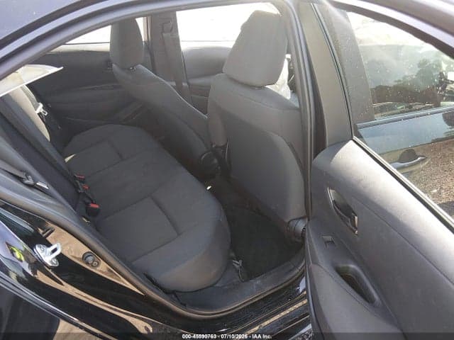 2023 TOYOTA COROLLA LE 8