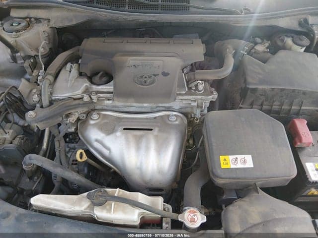 2017 TOYOTA CAMRY SE 10