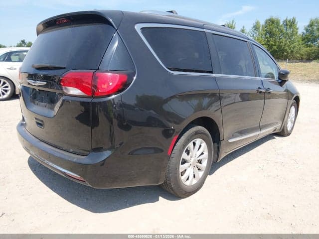 2018 CHRYSLER PACIFICA TOURING L 4