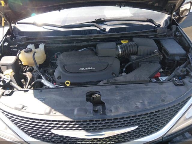 2018 CHRYSLER PACIFICA TOURING L 10