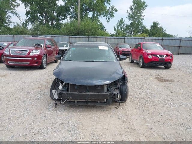 2017 TOYOTA CAMRY LE 11