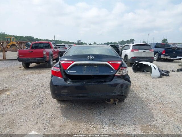2017 TOYOTA CAMRY LE 15