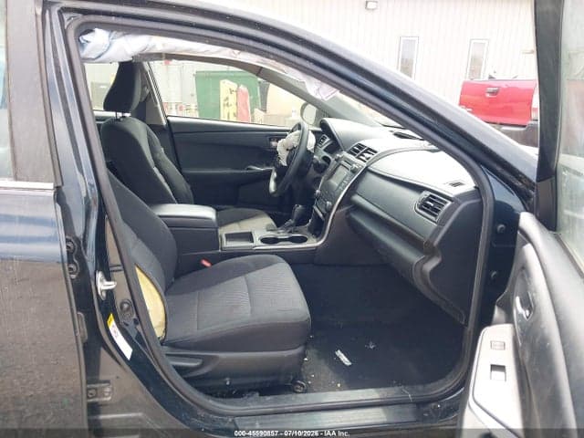 2017 TOYOTA CAMRY LE 5