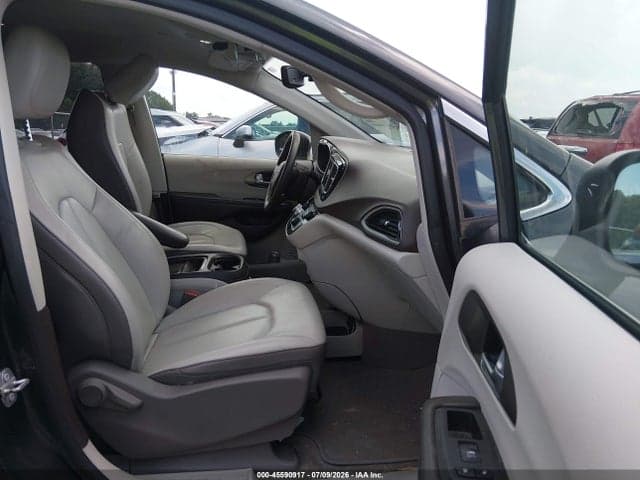2021 CHRYSLER VOYAGER LXI 5