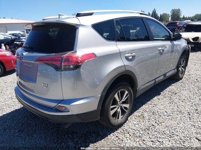 2017 TOYOTA RAV4 XLE 4
