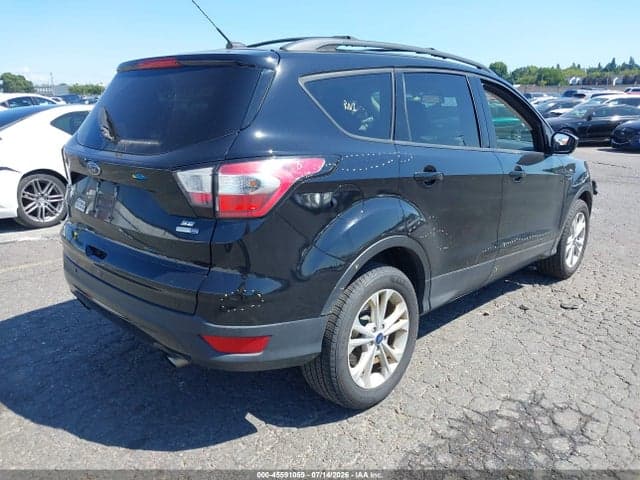 2017 FORD ESCAPE SE 4