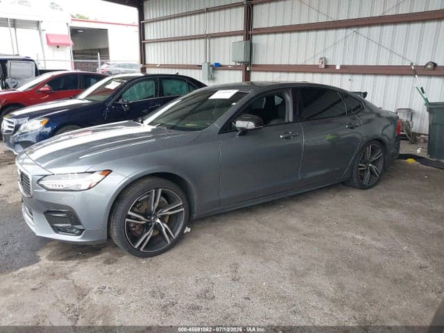 2020 VOLVO S90 T6 R-DESIGN 2
