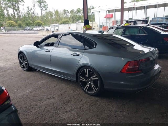 2020 VOLVO S90 T6 R-DESIGN 3