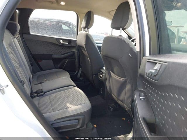 2020 FORD ESCAPE SE 8