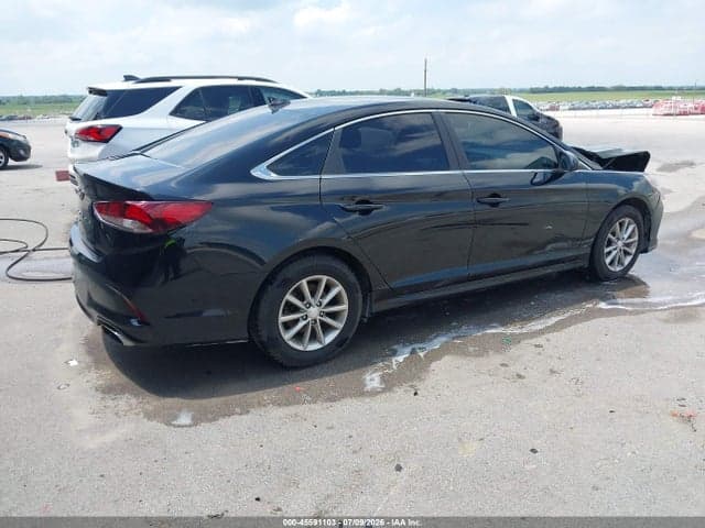2019 HYUNDAI SONATA SE 4