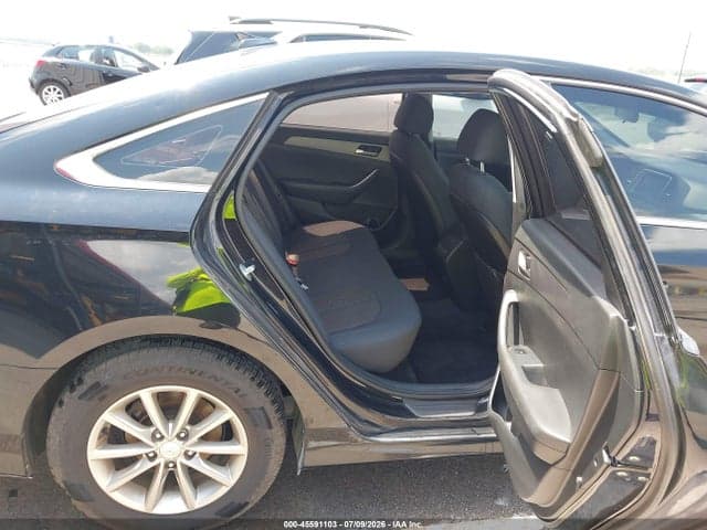 2019 HYUNDAI SONATA SE 8