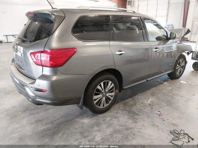 2018 NISSAN PATHFINDER SV 4