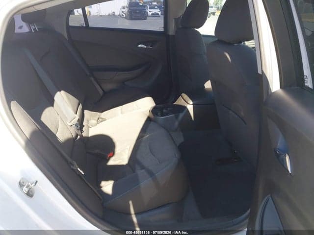2018 CHEVROLET VOLT LT 8