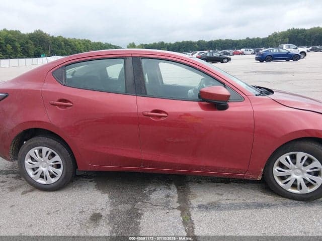 2019 TOYOTA YARIS L 14