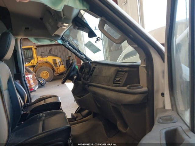2025 FORD TRANSIT-250 5